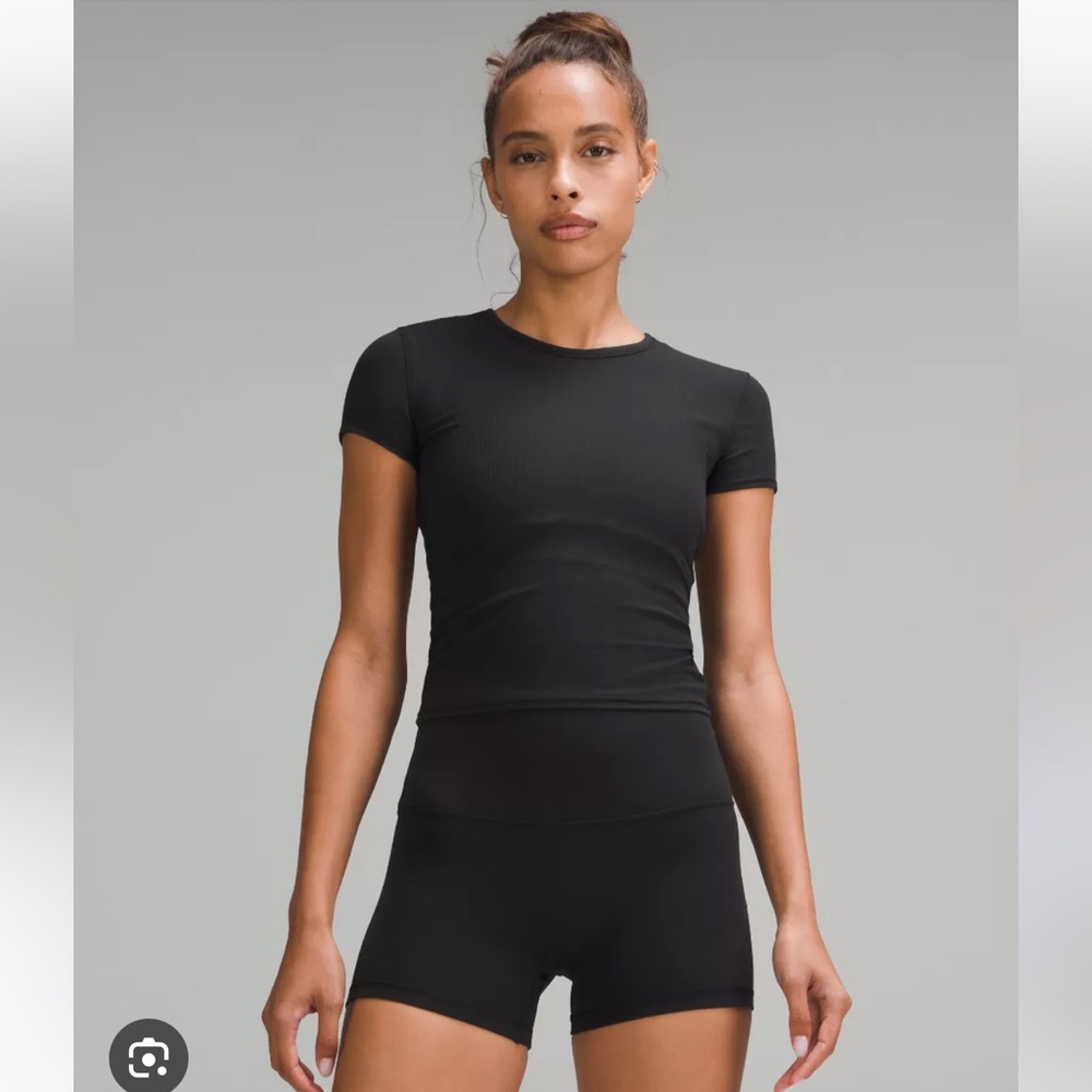 Lululemon All It Takes Twist Back Short Sleeve Top Slinky Black size 8